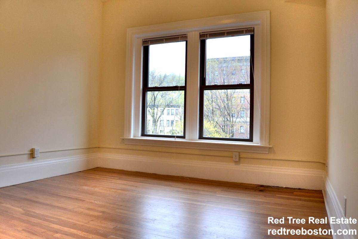 Apartment for rent at 1463 Beacon St #42, Brookline, MA 02446