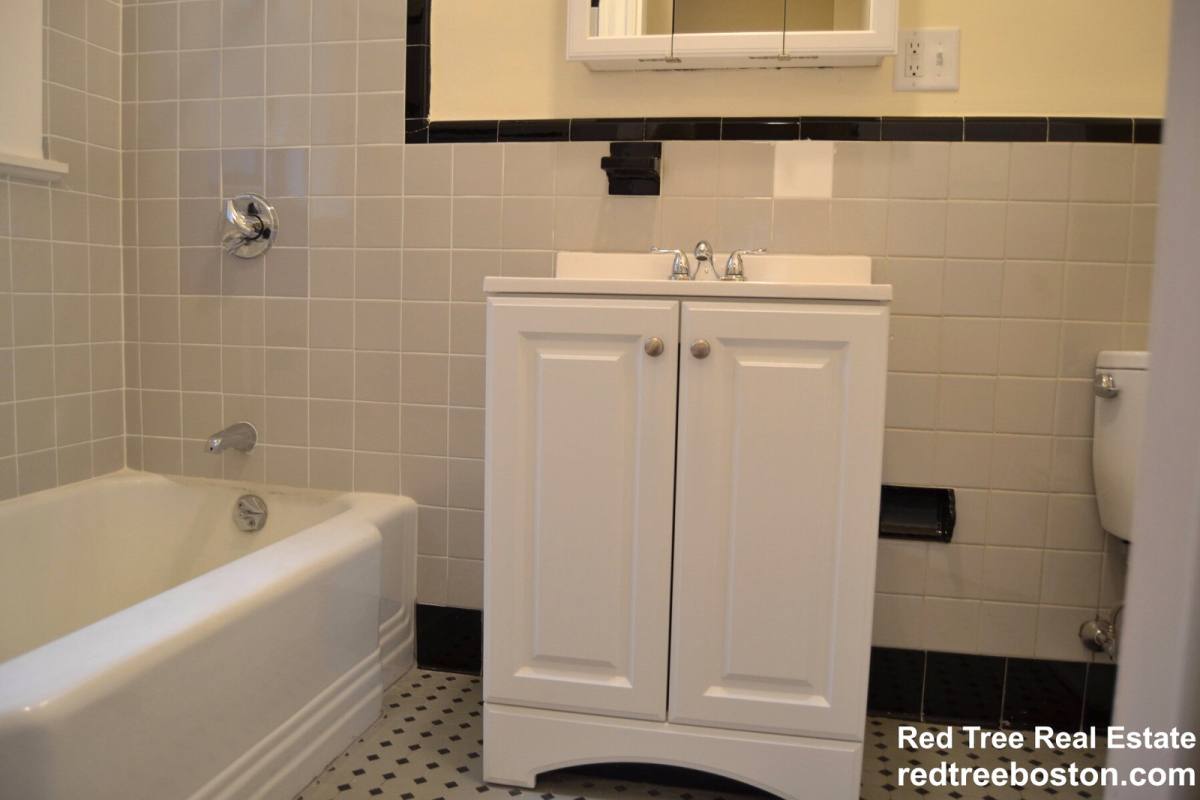 Apartment for rent at 1463 Beacon St #42, Brookline, MA 02446