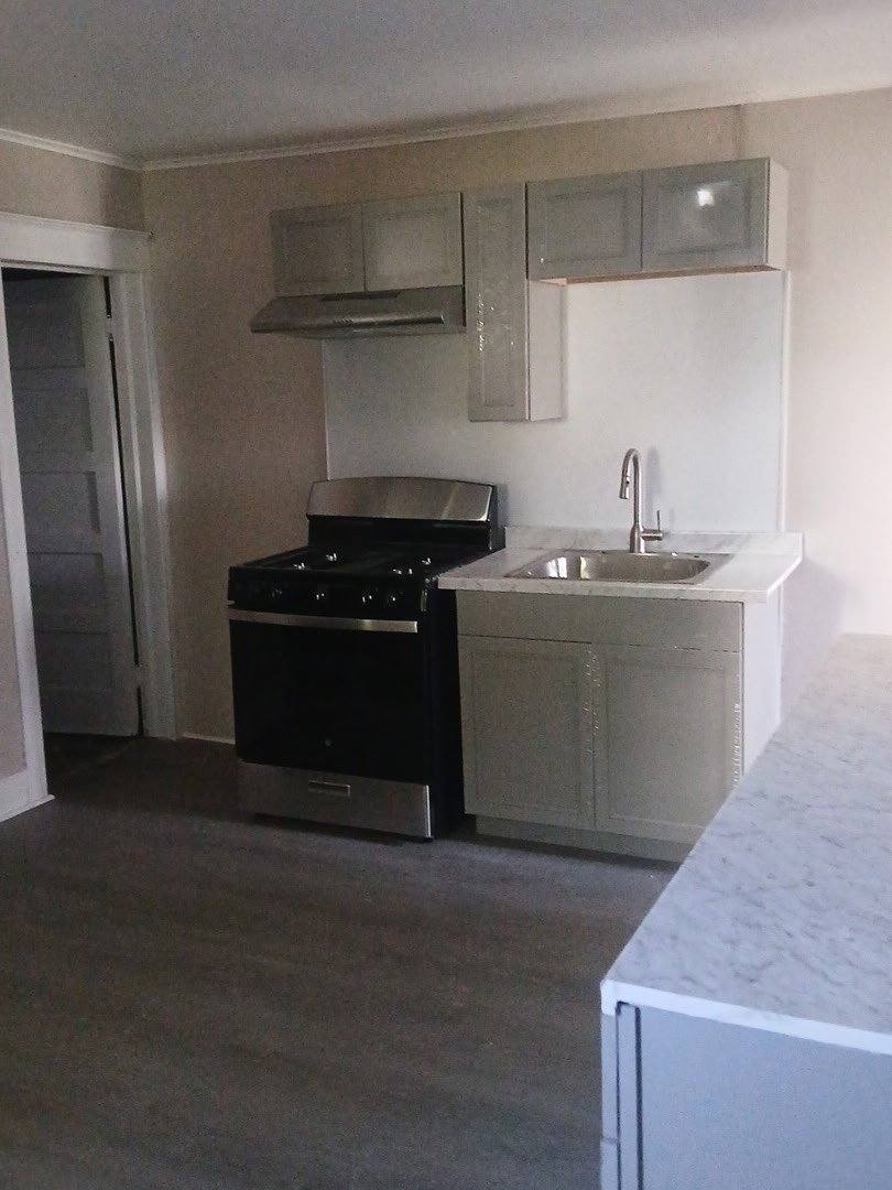 Apartment for rent at 27-29 Tracy St #1, Binghamton, NY 13905