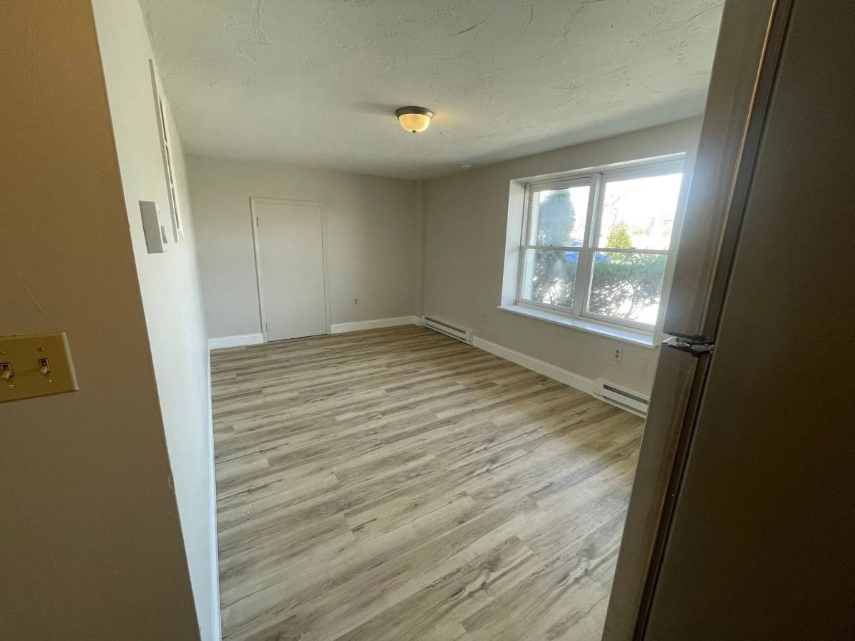 Apartment for rent at 185 N Main St #6, Biglerville, PA 17307