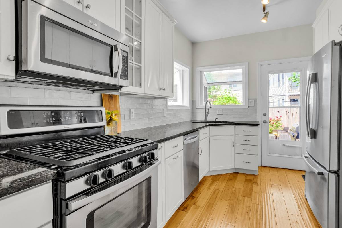 Townhouse for rent at 585 Showers St, Harrisburg, PA 17104