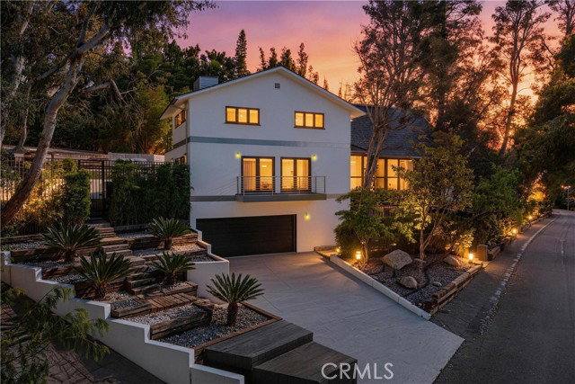 House for rent at 9653 Oak Pass Rd, Beverly Hills, CA 90210