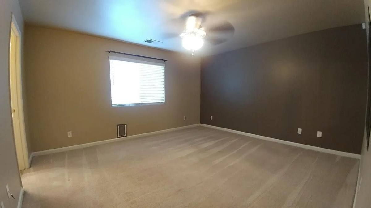 House for rent at 4328 E Oak Ave, Visalia, CA 93292