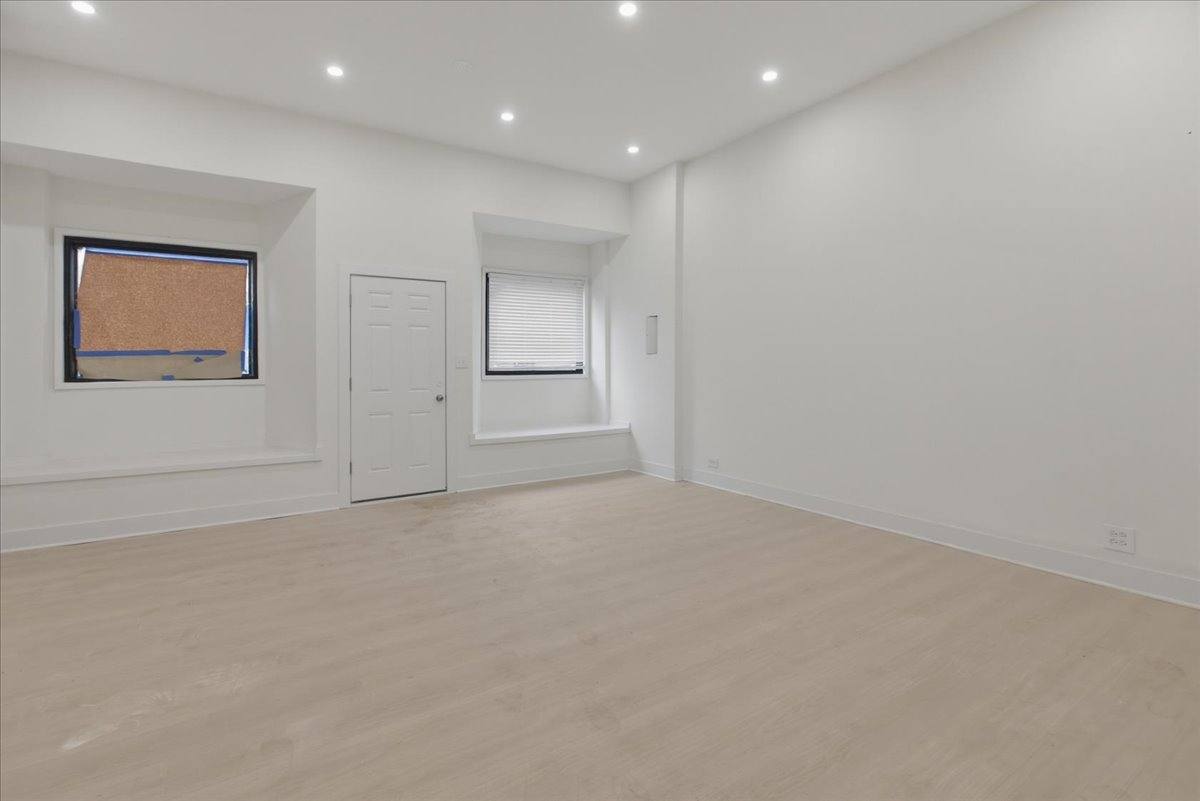 Apartment for rent at 2234 W Irving Park Rd #1, Chicago, IL 60618