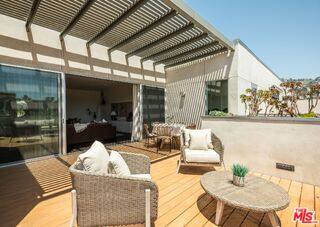 Apartment for rent at 855 Croft Ave #PH4, West Hollywood, CA 90069