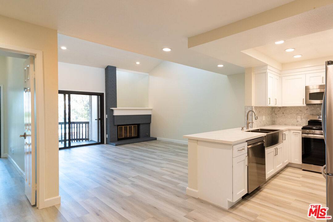 Condo for rent at 8515 Falmouth Ave #422, Playa Del Rey, CA 90293