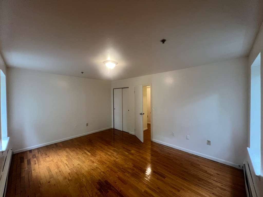 Apartment for rent at 503 Elizabeth Ave #6C, Newark, NJ 07112