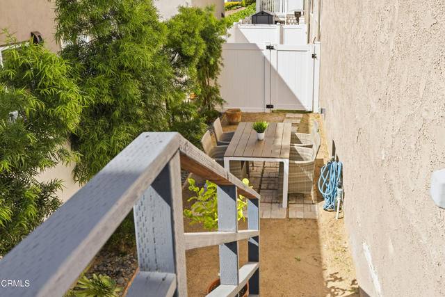 Townhouse for rent at 1140 Manhattan Beach Blvd #D, Manhattan Beach, CA 90266