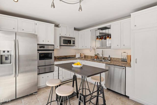 Townhouse for rent at 1140 Manhattan Beach Blvd #D, Manhattan Beach, CA 90266