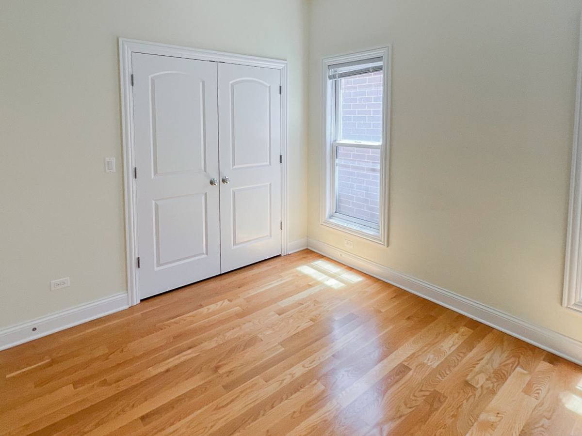 Apartment for rent at 2328 N Greenview Ave #3, Chicago, IL 60614