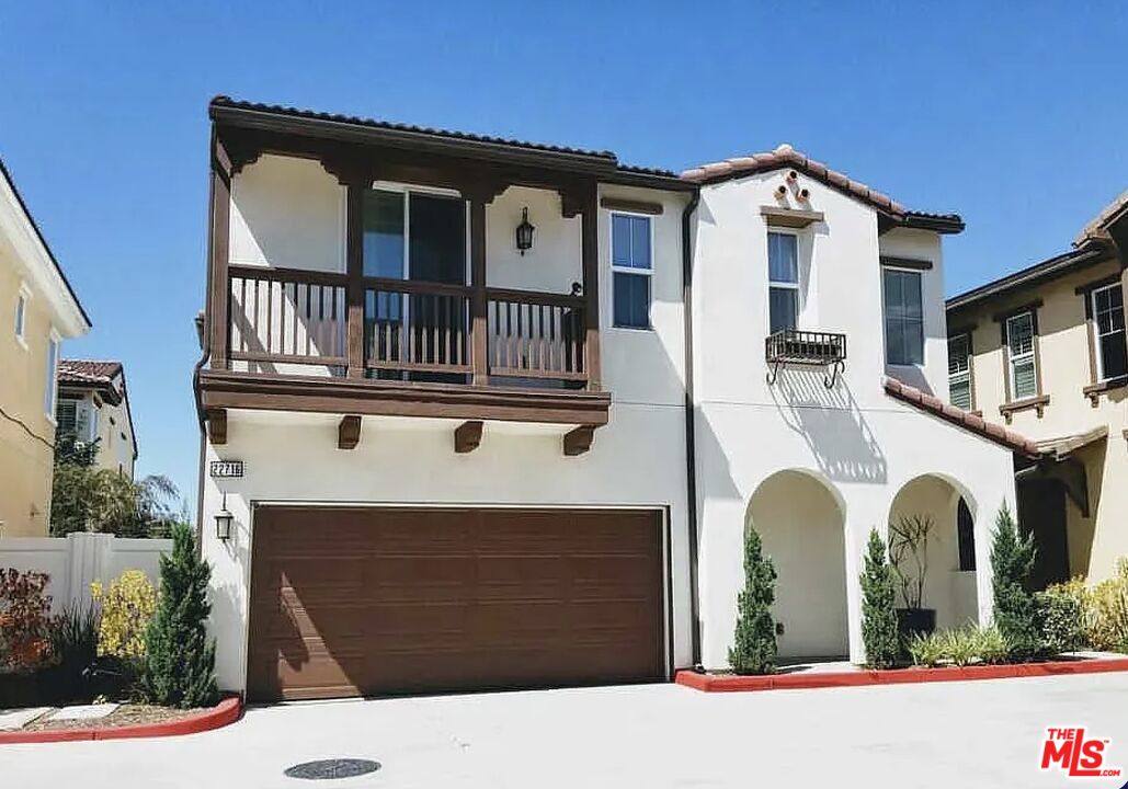 Apartment for rent at 22716 Meyler St, Torrance, CA 90502