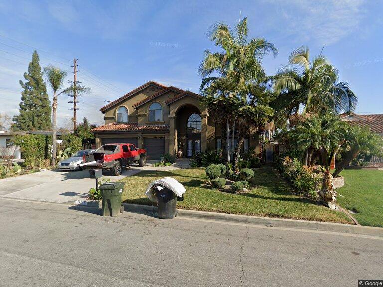 House for rent at 10210 Newville Ave, Downey, CA 90241