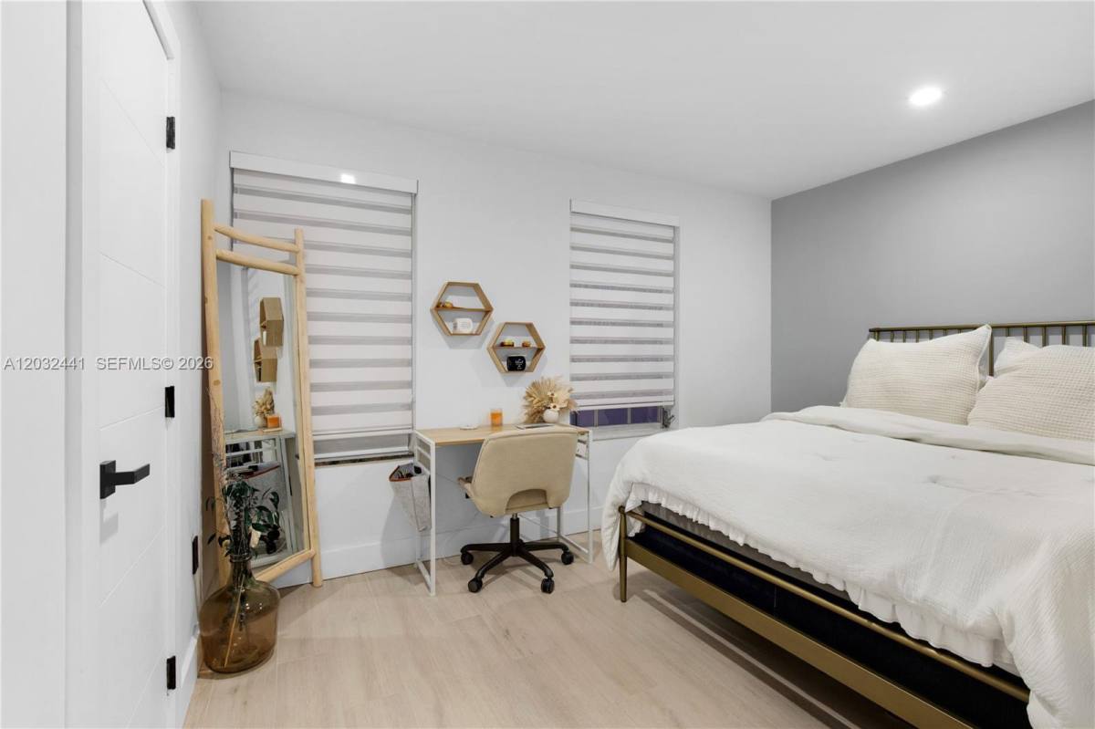 House for rent at 2115 NE 123rd St, Miami, FL 33181