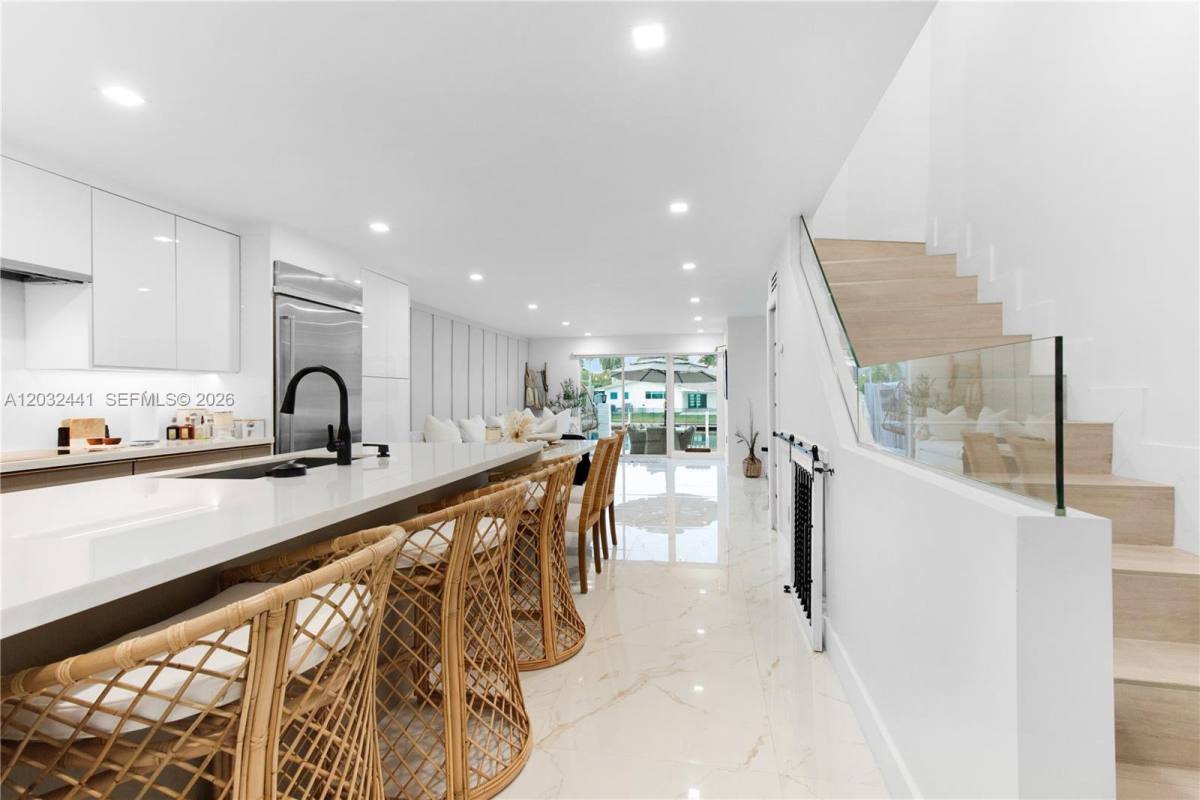 House for rent at 2115 NE 123rd St, Miami, FL 33181