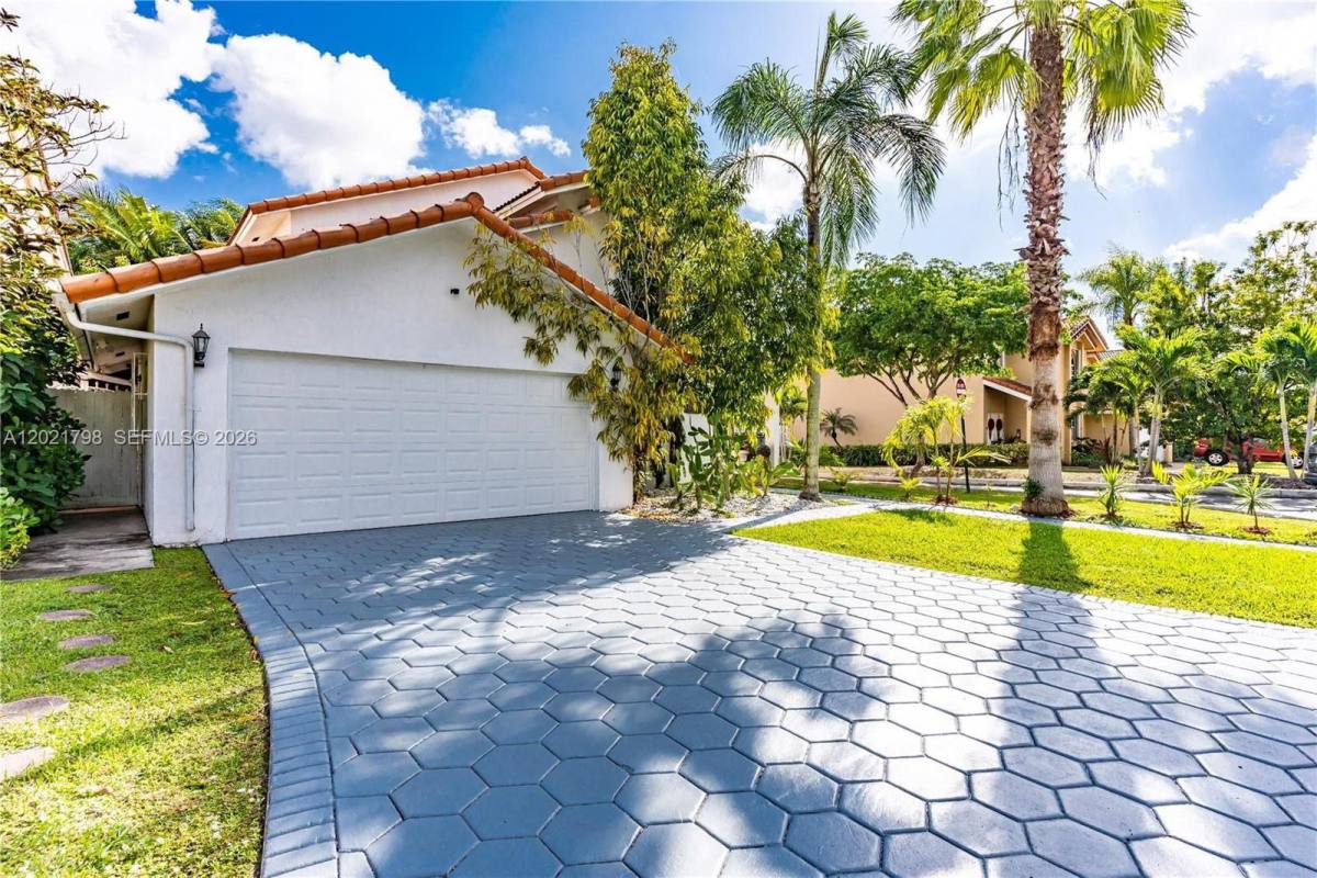 House for rent at 8909 SW 108th Place, Miami, FL 33176