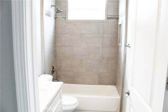 House for rent at 155 Flower St, Costa Mesa, CA 92627