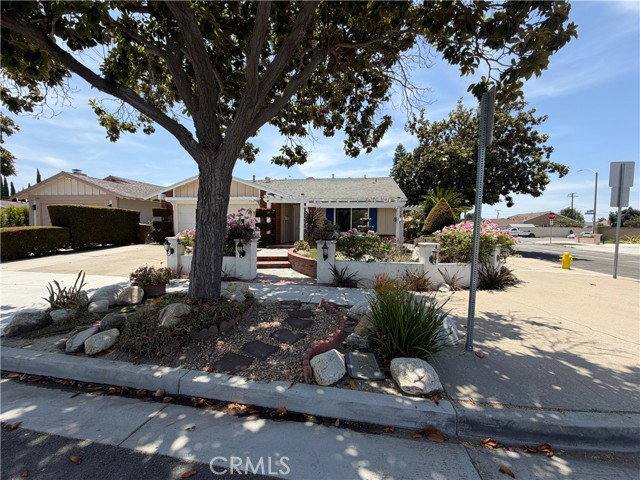 House for rent at 2512 W Fulcrum Place, Anaheim, CA 92804