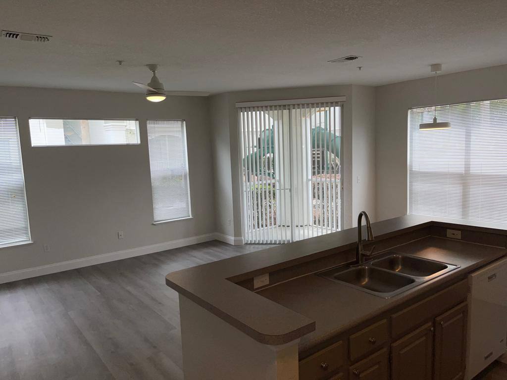 Condo for rent at 2513 Maitland Crossing Way #14102, Orlando, FL 32810