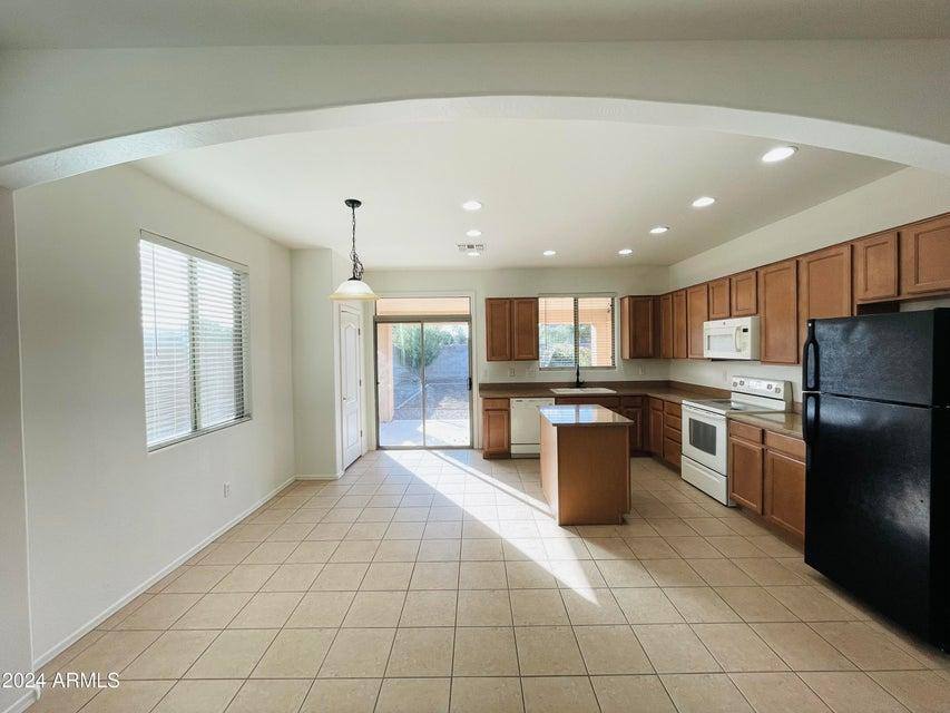 House for rent at 28488 N Sunset Dr, San Tan Valley, AZ 85143