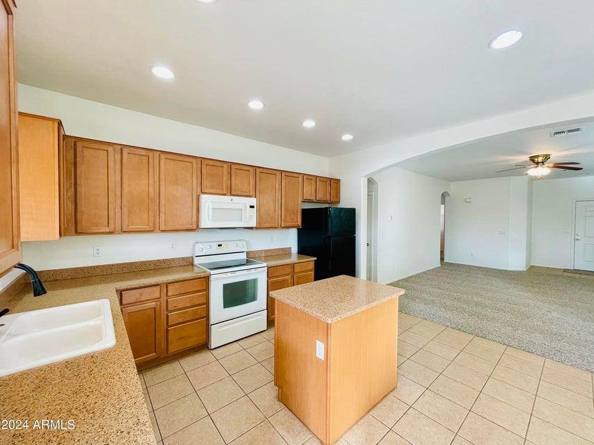 House for rent at 28488 N Sunset Dr, San Tan Valley, AZ 85143