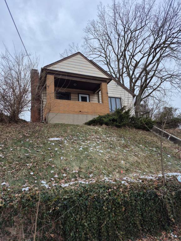 House for rent at 912 Morton Ave, McKeesport, PA 15133