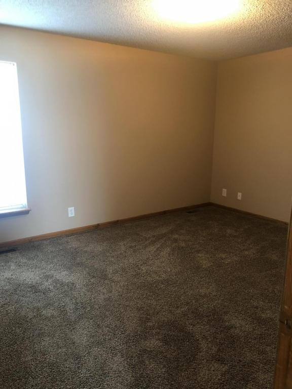 House for rent at 2217 Madison Ave, Excelsior Springs, MO 64024