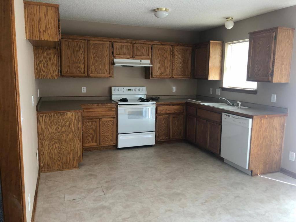 House for rent at 2217 Madison Ave, Excelsior Springs, MO 64024