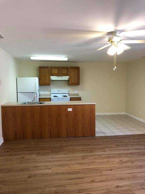 Apartment for rent at 420 N St #8, Yale, MI 48097