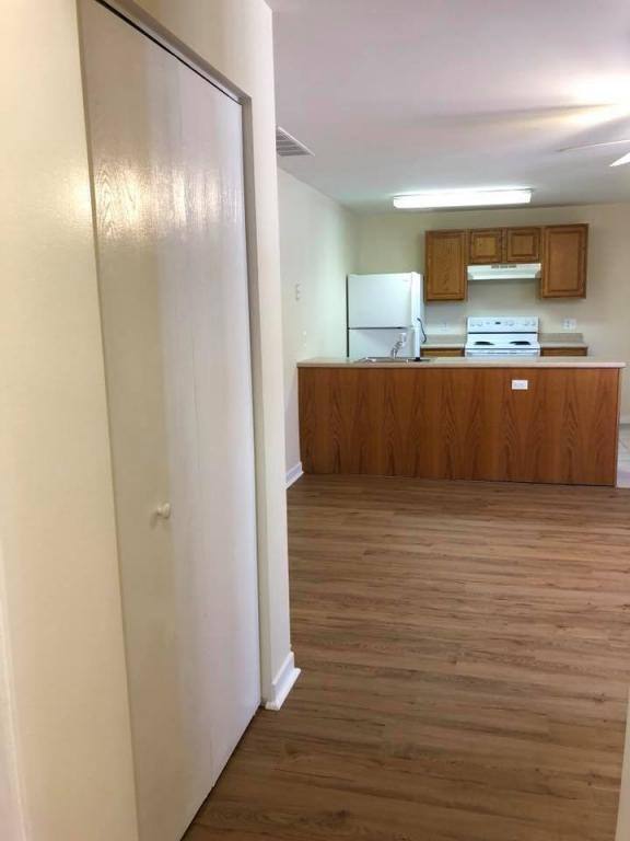 Apartment for rent at 420 N St #8, Yale, MI 48097