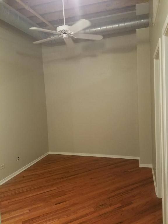Condo for rent at 226 N Clinton St #512, Chicago, IL 60661