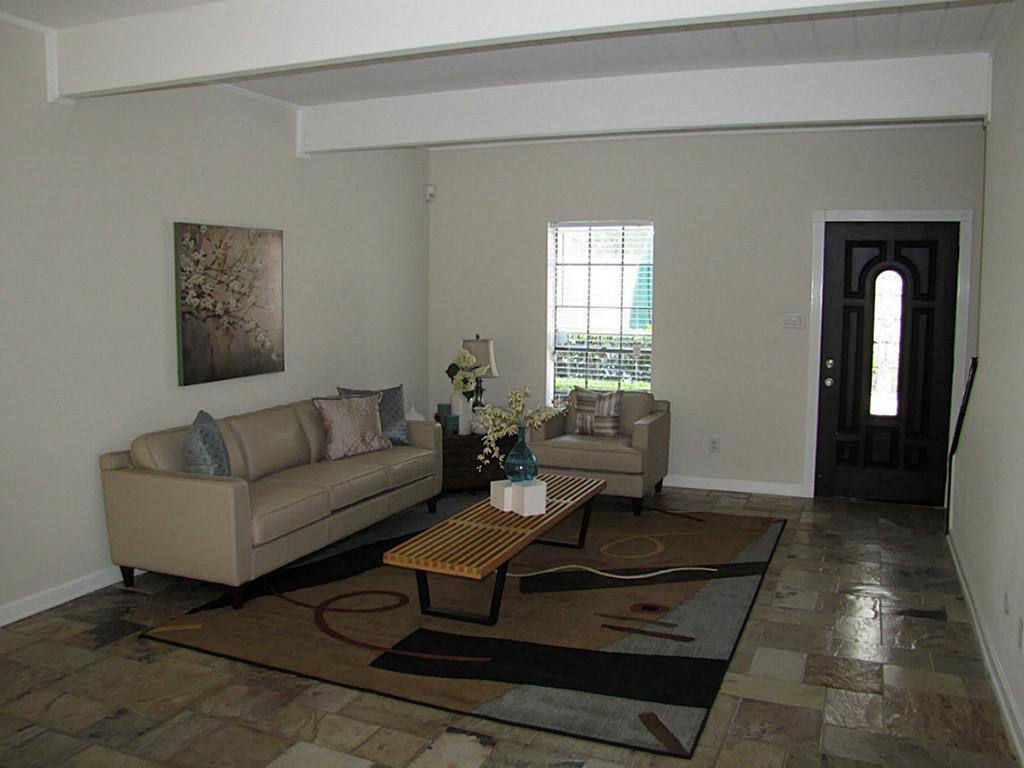 Condo for rent at 5342 Brownway St #C22, Houston, TX 77056