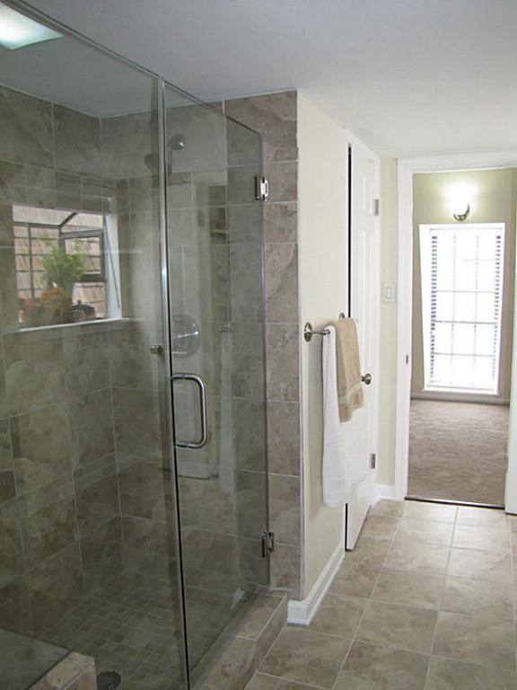 Condo for rent at 5342 Brownway St #C22, Houston, TX 77056