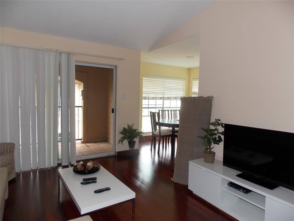 Apartment for rent at 3231 Allen Parkway #3303, Houston, TX 77019