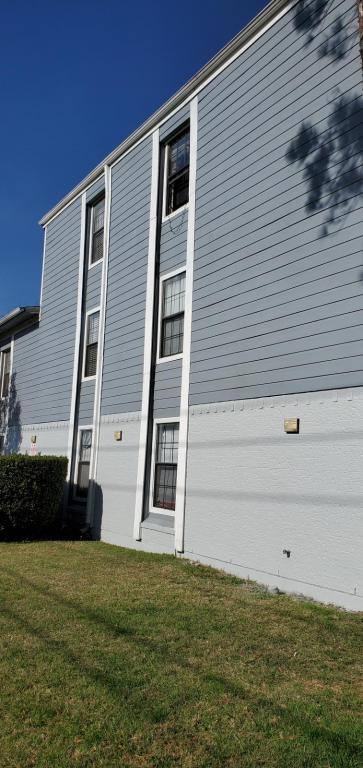 Apartment for rent at 3635 Bolivar Dr, Dallas, TX 75220