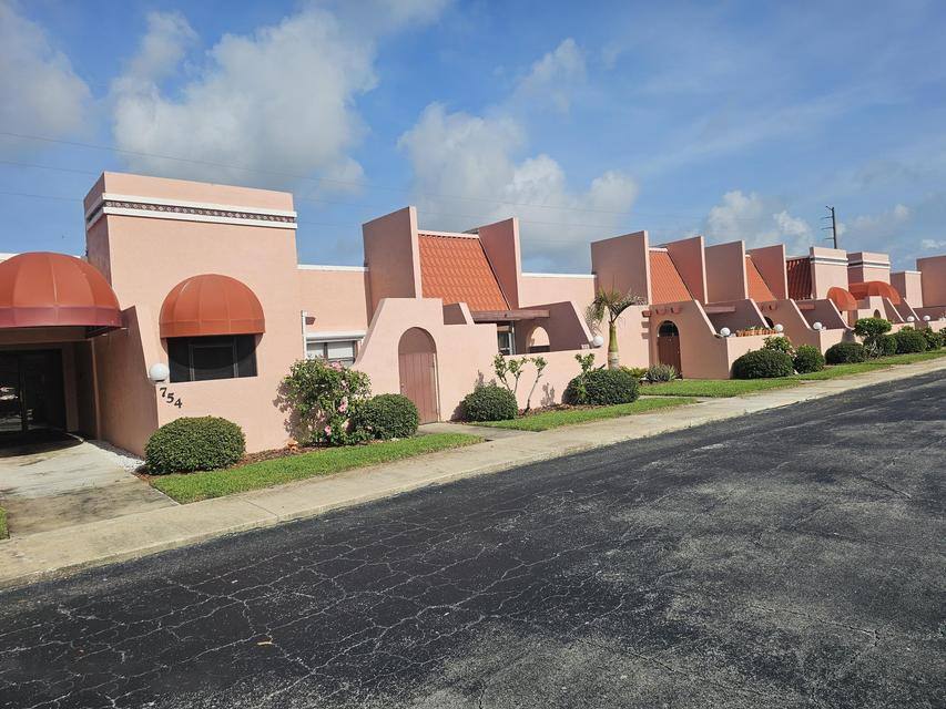 Condo for rent at 754 S Orlando Ave #206, Cocoa Beach, FL 32931