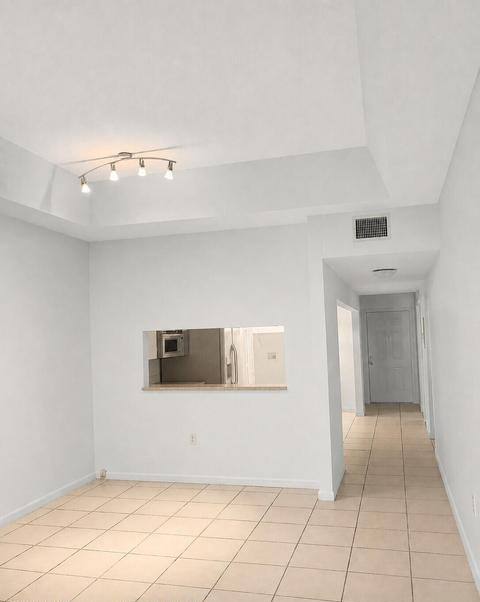 Condo for rent at 754 S Orlando Ave #206, Cocoa Beach, FL 32931