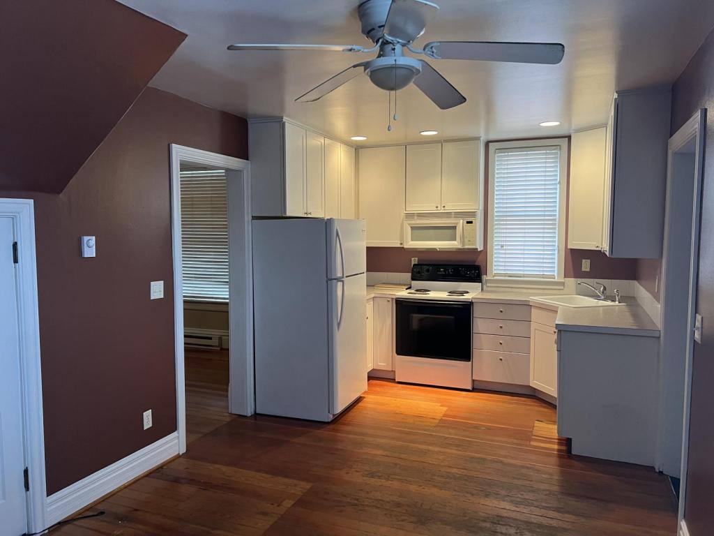 Apartment for rent at 1005 W Augusta Ave, Spokane, WA 99205