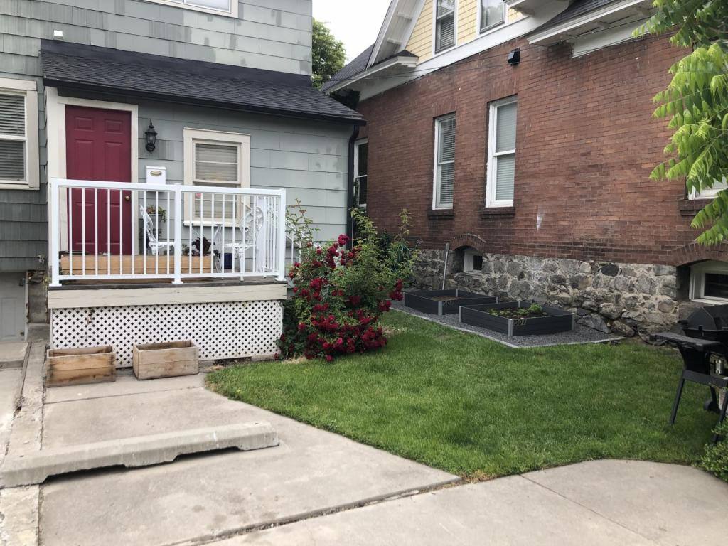 Apartment for rent at 1005 W Augusta Ave, Spokane, WA 99205