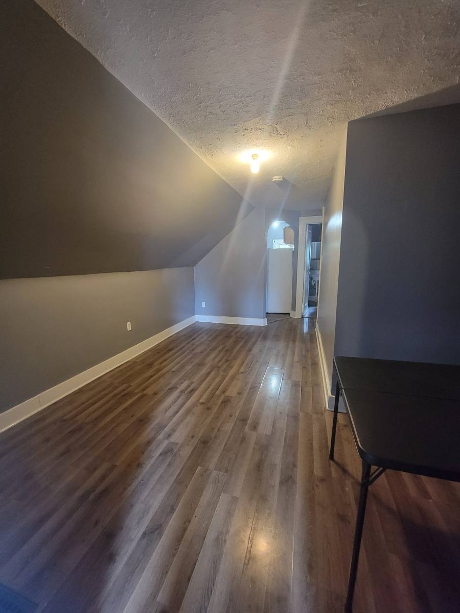 Apartment for rent at 55 Cotter Ave #5, Akron, OH 44305