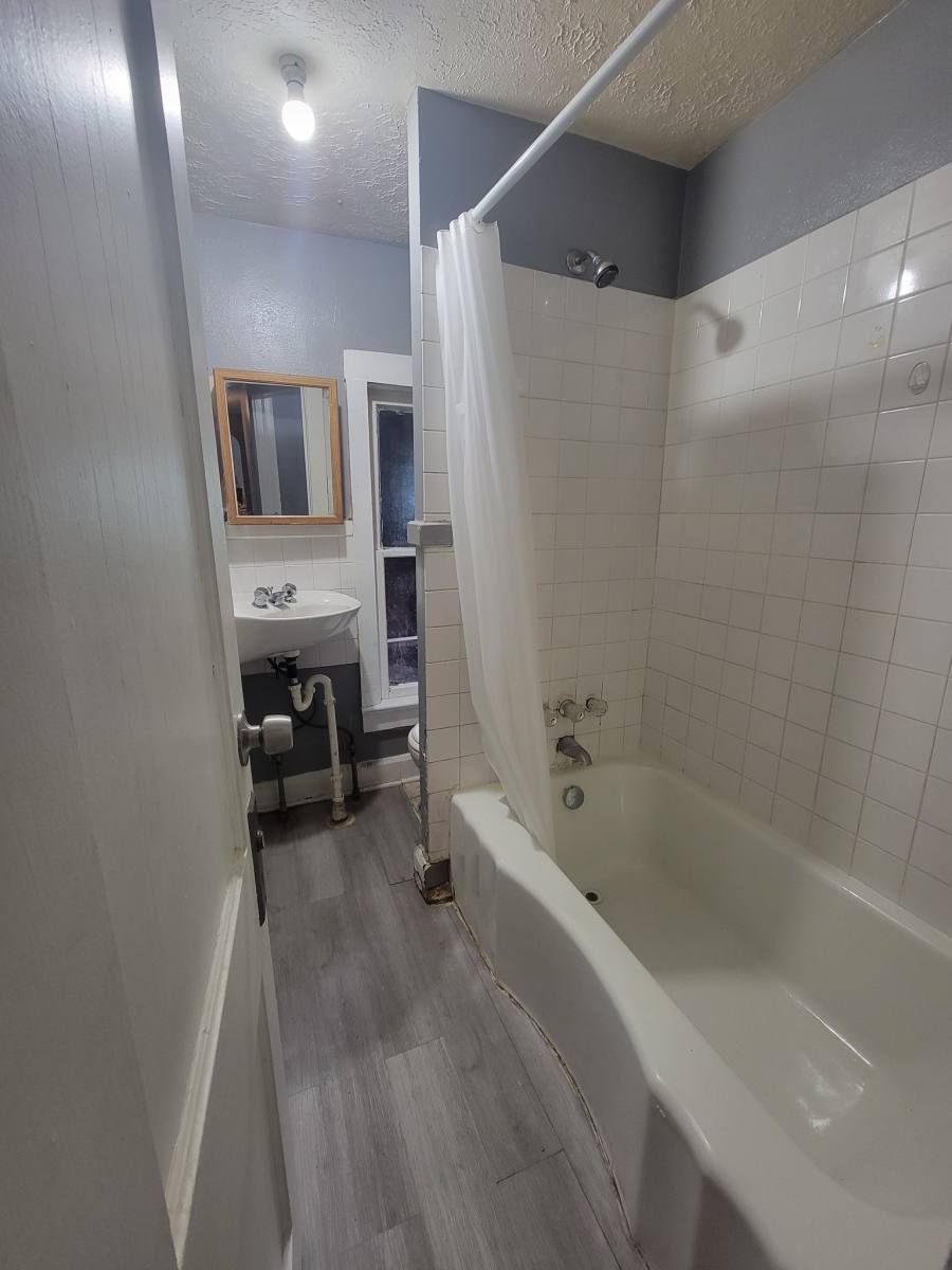 Apartment for rent at 55 Cotter Ave #5, Akron, OH 44305