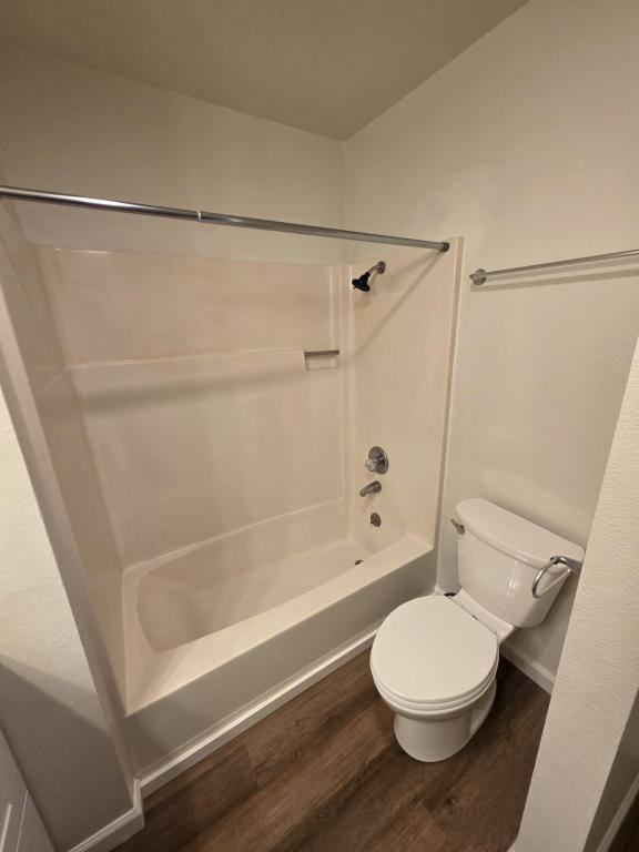 Apartment for rent at 140 Lewis Ave, Grants Pass, OR 97527