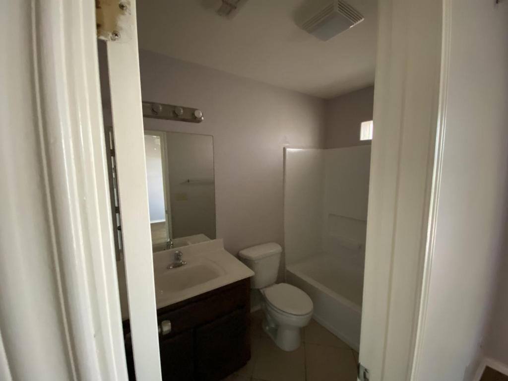 Apartment for rent at 403 48th St, Pharr, TX 78577