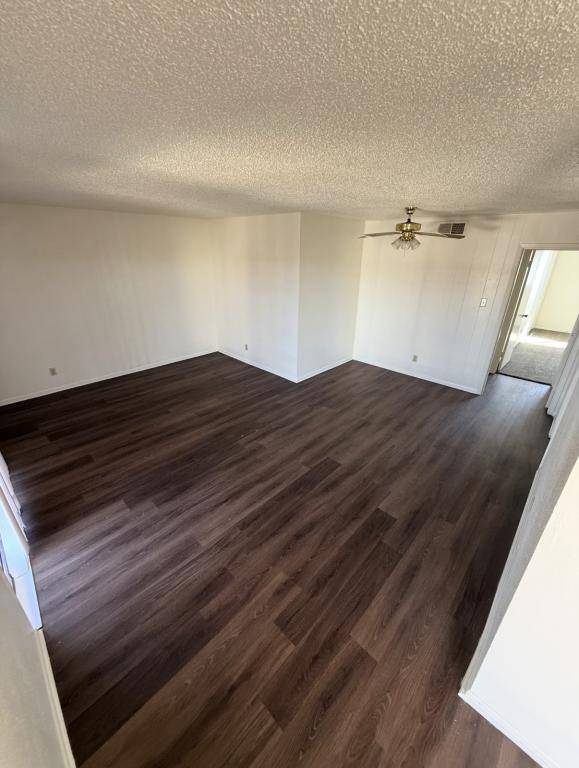 Apartment for rent at 711 Ridgewood Dr, Port Neches, TX 77651