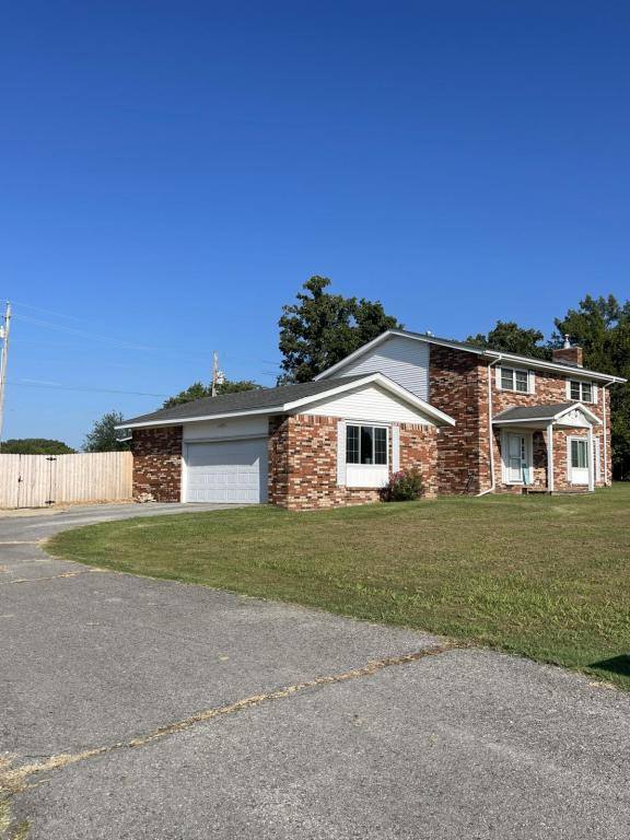 House for rent at 1551 N Heritage Lane, Tahlequah, OK 74464