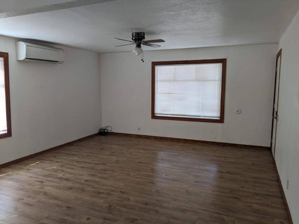 House for rent at 1456 Bebeau Lane, Sutherlin, OR 97479