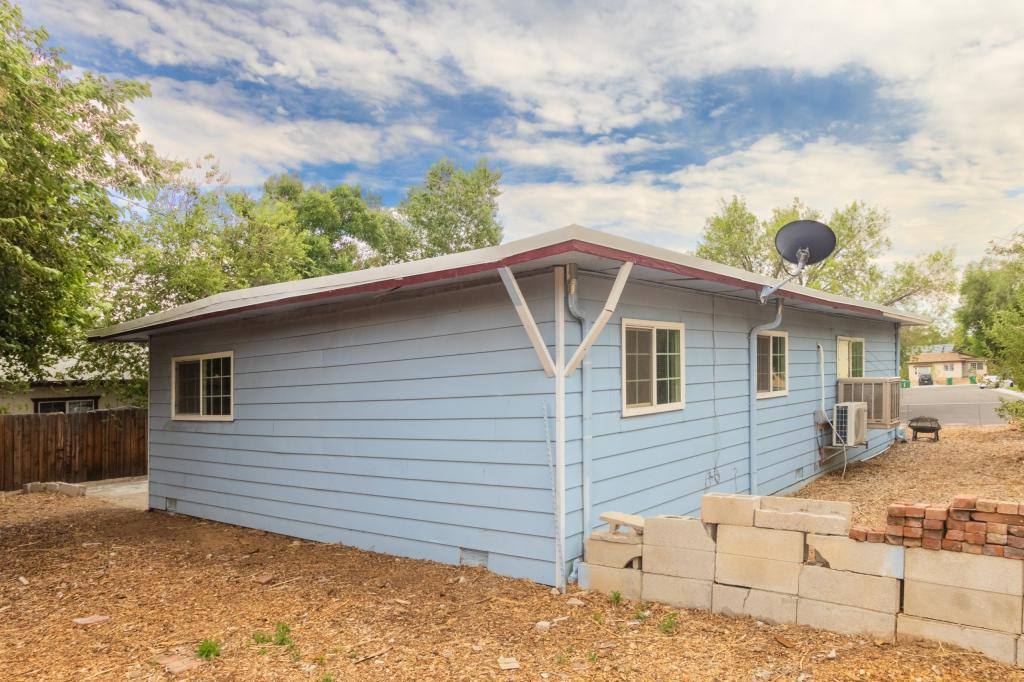House for rent at 355 Raffetto Dr, Reno, NV 89512