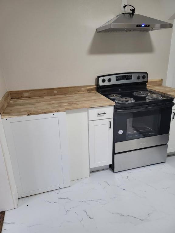 House for rent at 1320 Oak St, Kingsport, TN 37660