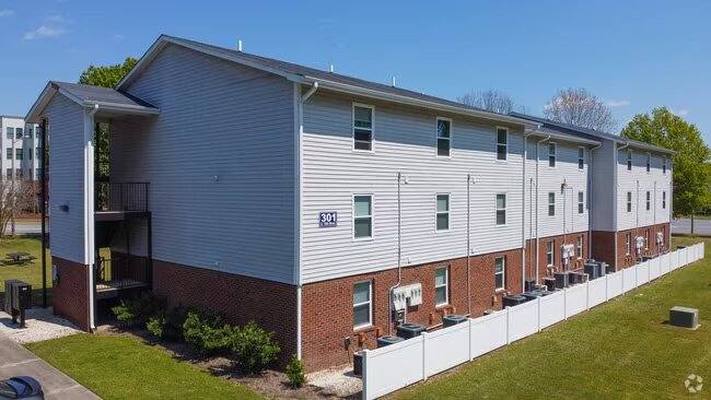 Apartment for rent at 301 E 12th St #22, Greenville, NC 27858
