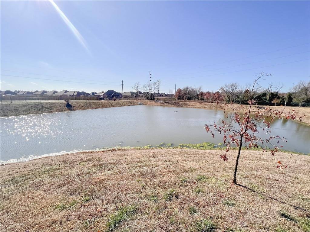 House for rent at 1052 Hampton St, Springdale, AR 72762