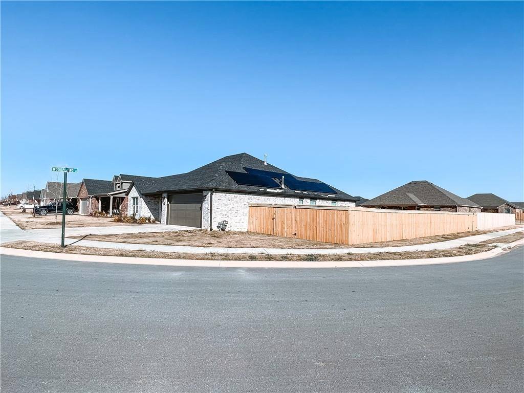 House for rent at 1052 Hampton St, Springdale, AR 72762